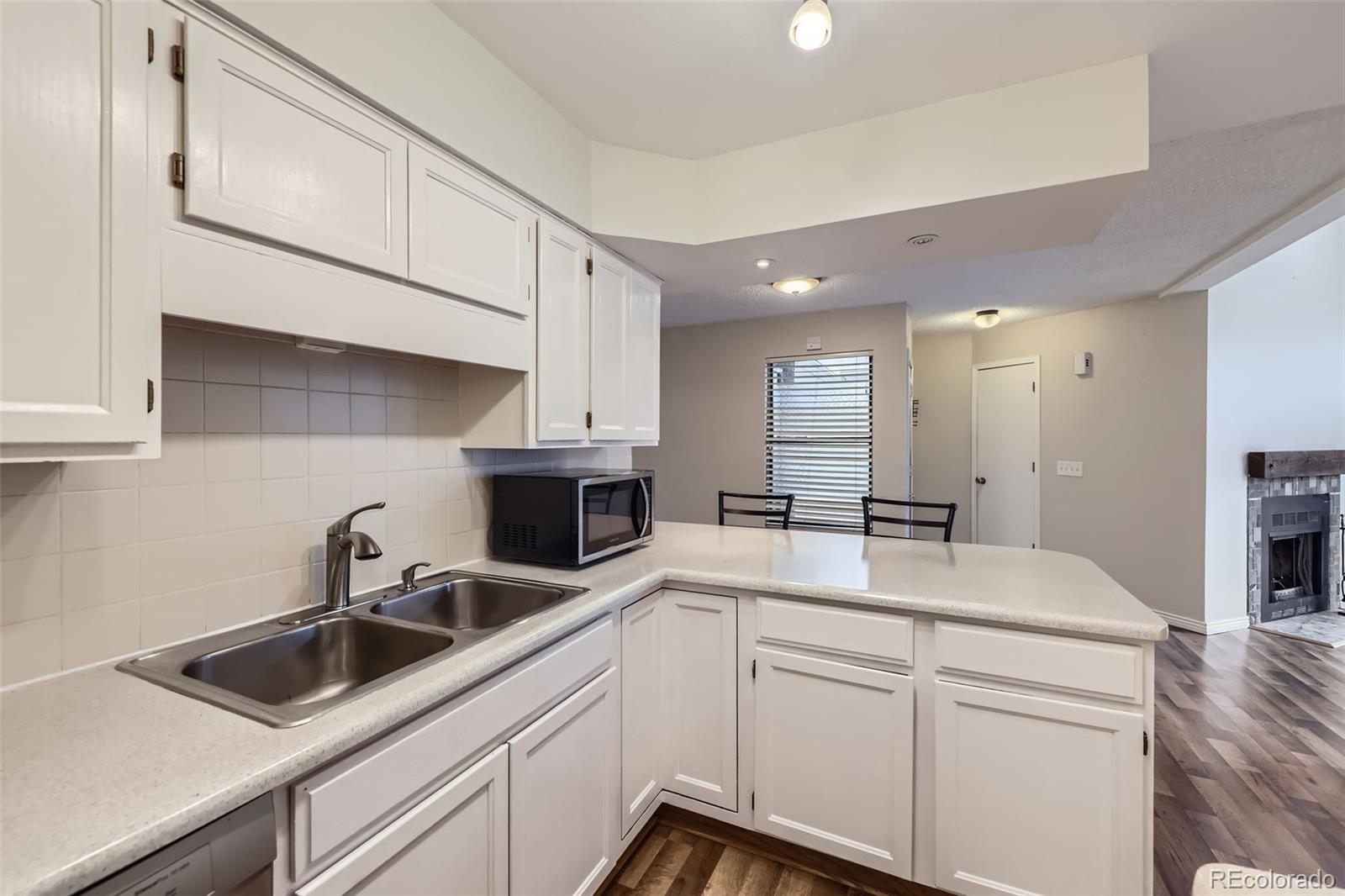 1830 Newland Court Unit: 209