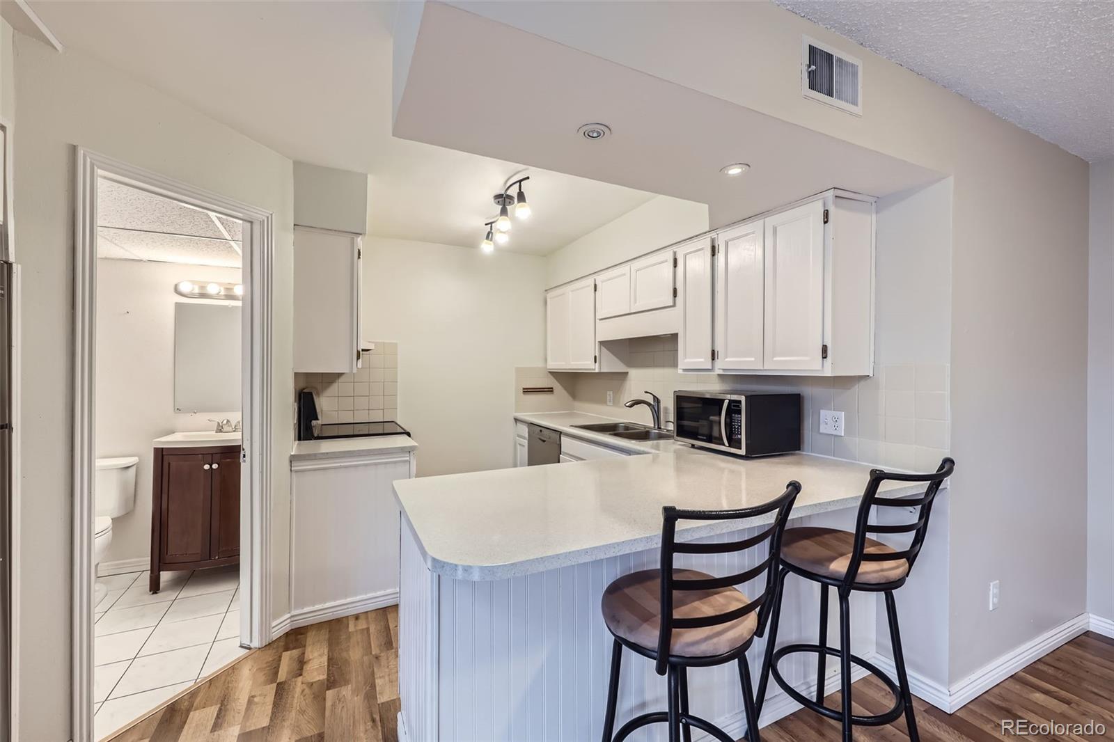 1830 Newland Court Unit: 209