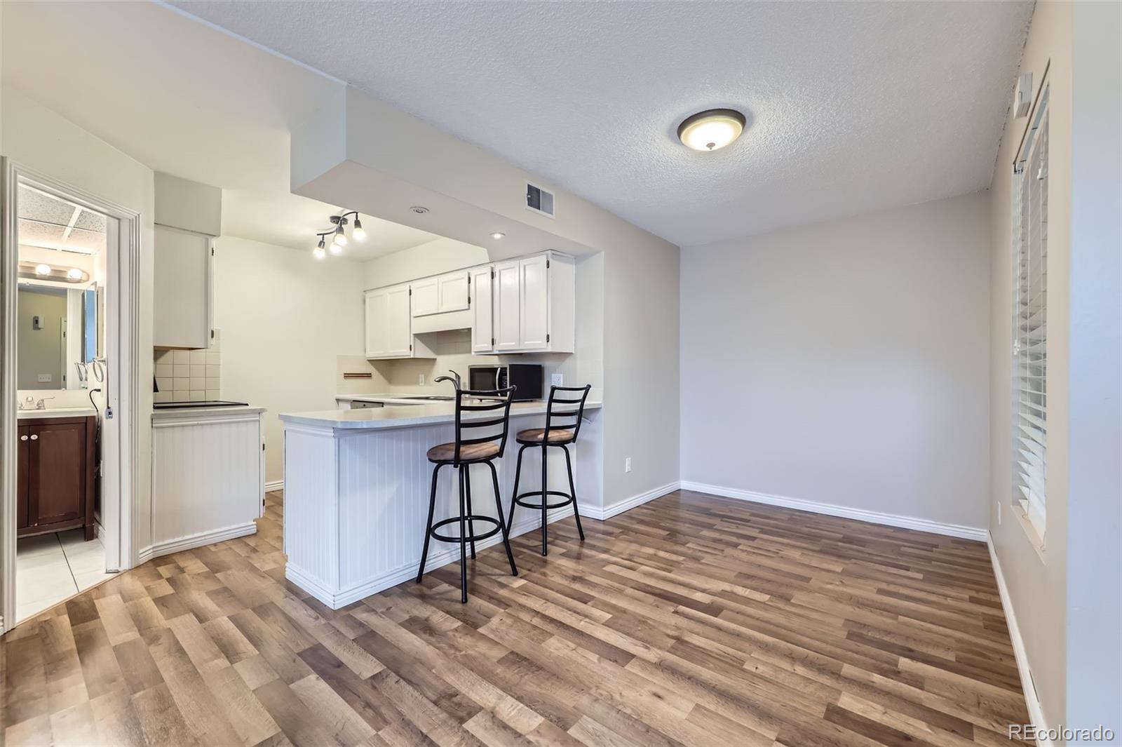 1830 Newland Court Unit: 209