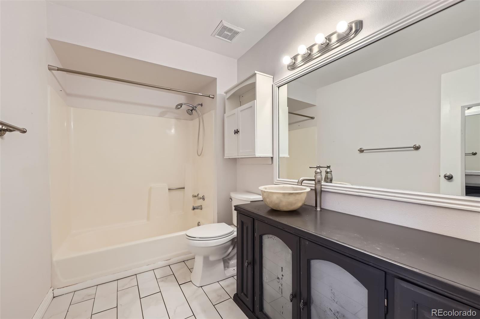 1830 Newland Court Unit: 209