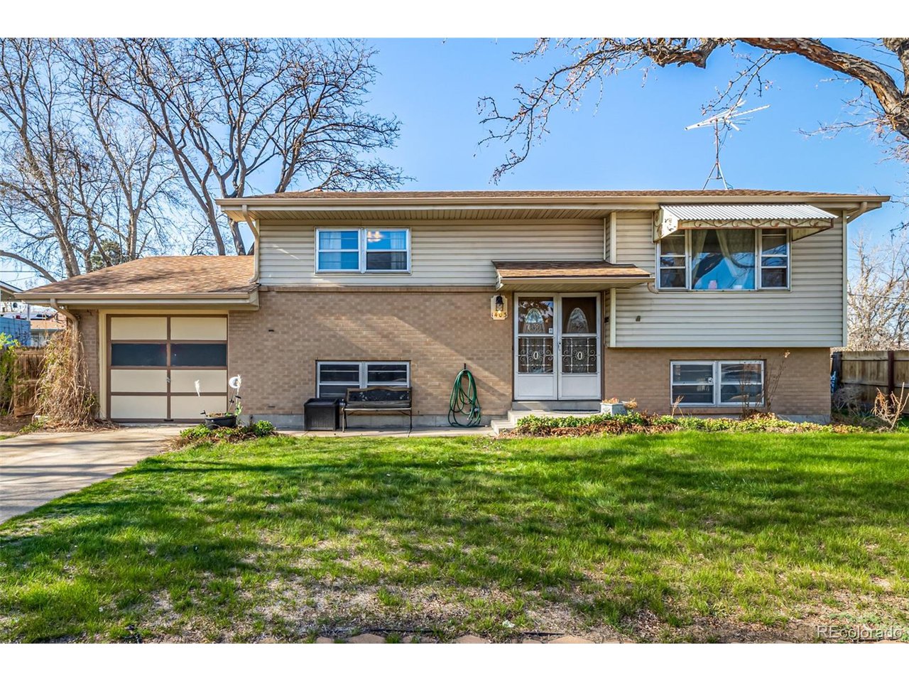 1403 Bowman Pl