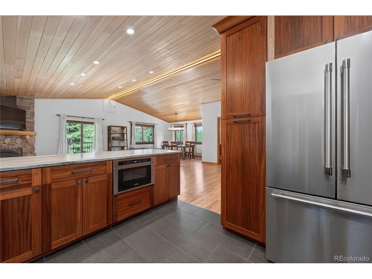 310 Arapahoe Rd