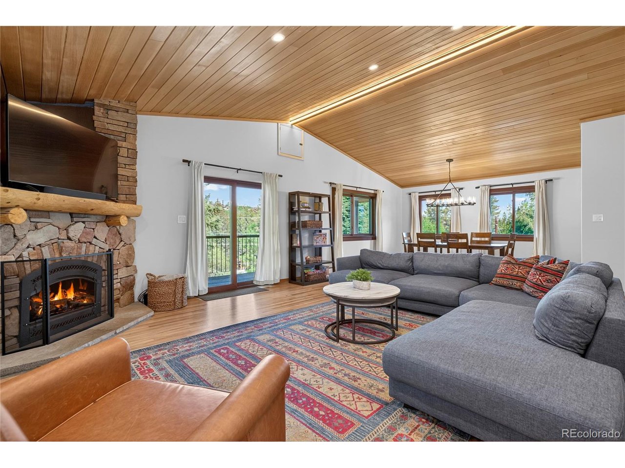 310 Arapahoe Rd