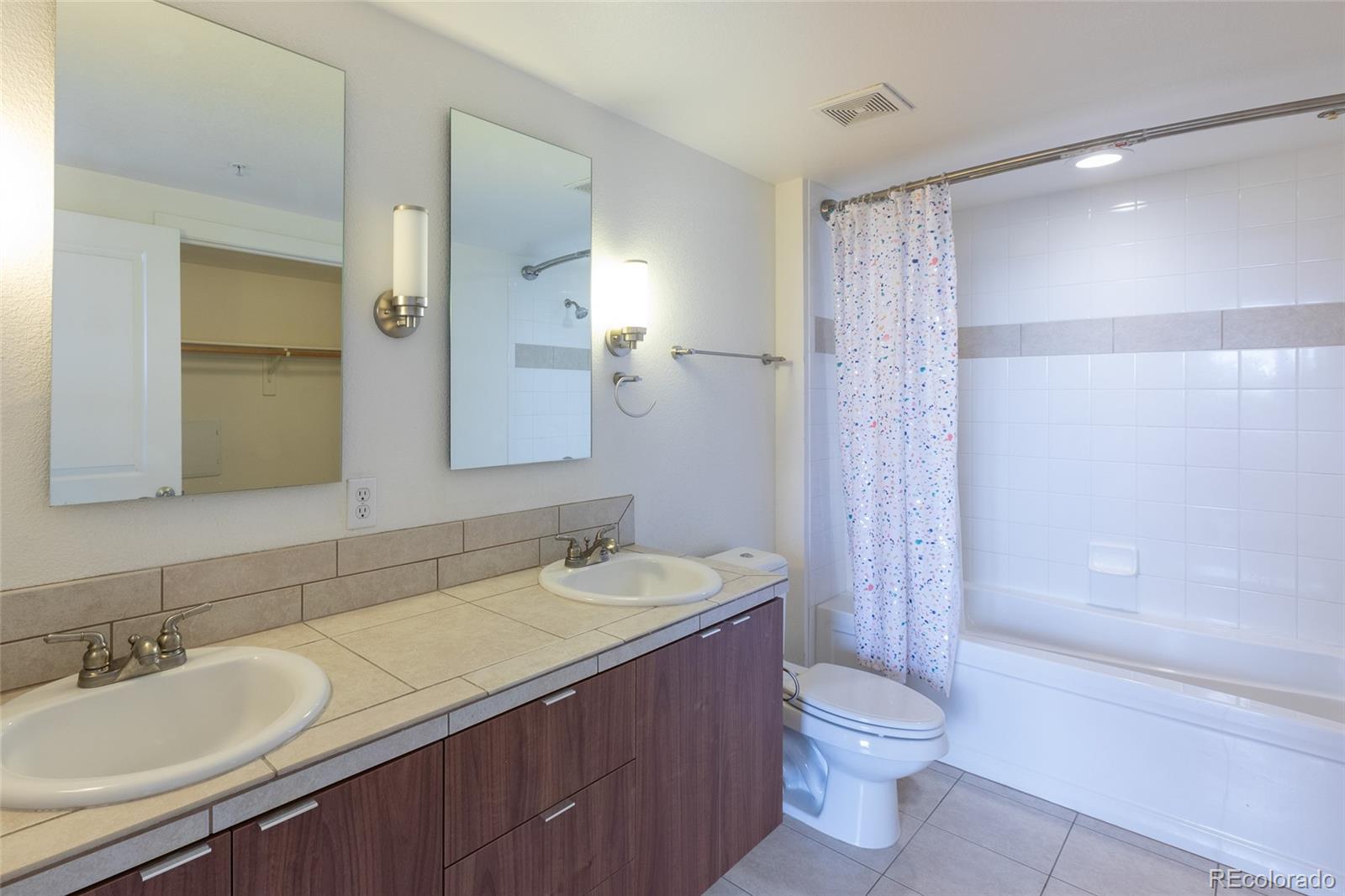 2240 N Clay Street Unit: 505
