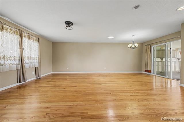 1526 S Fraser Way