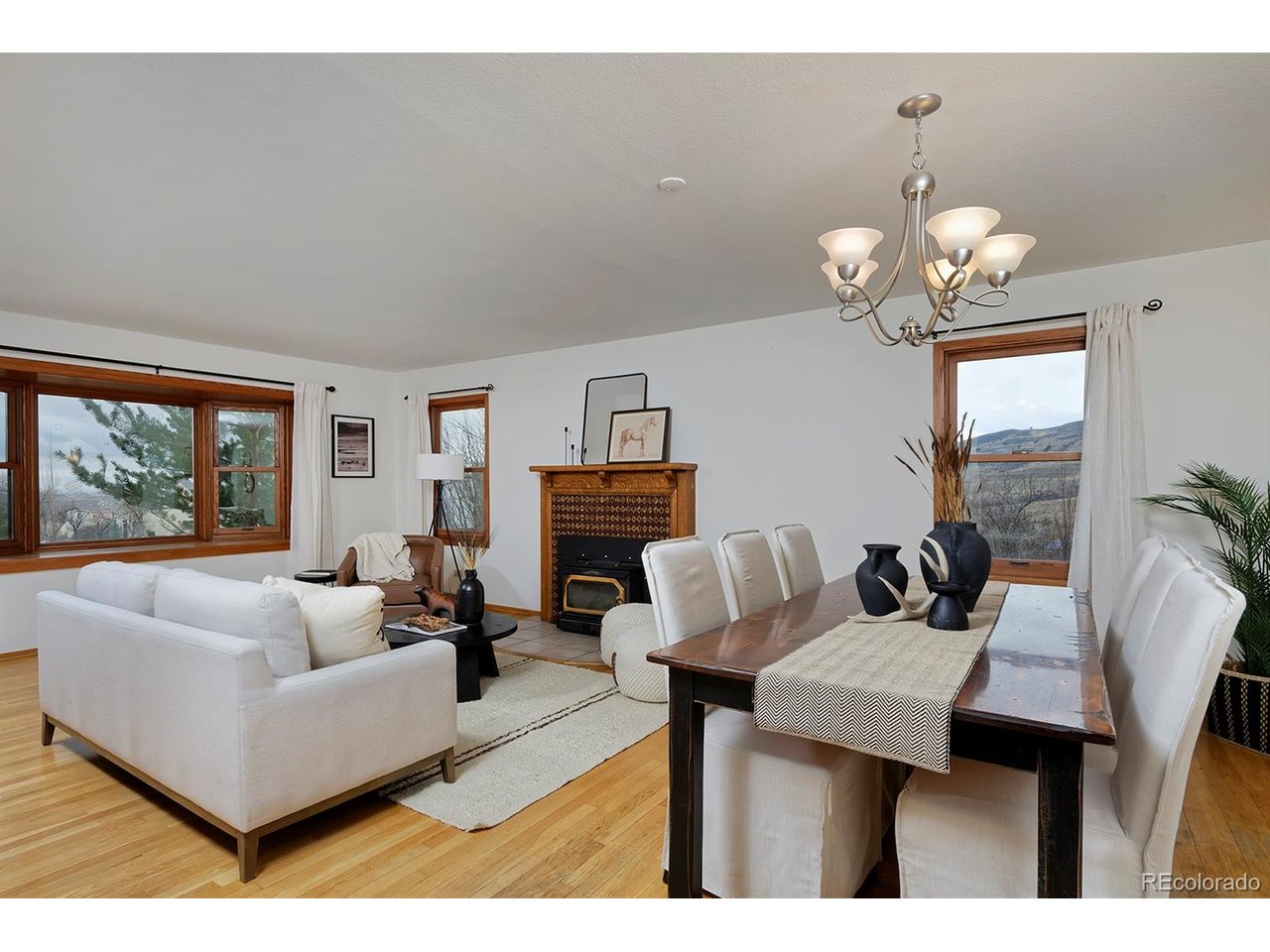 1525 S County Road 27E