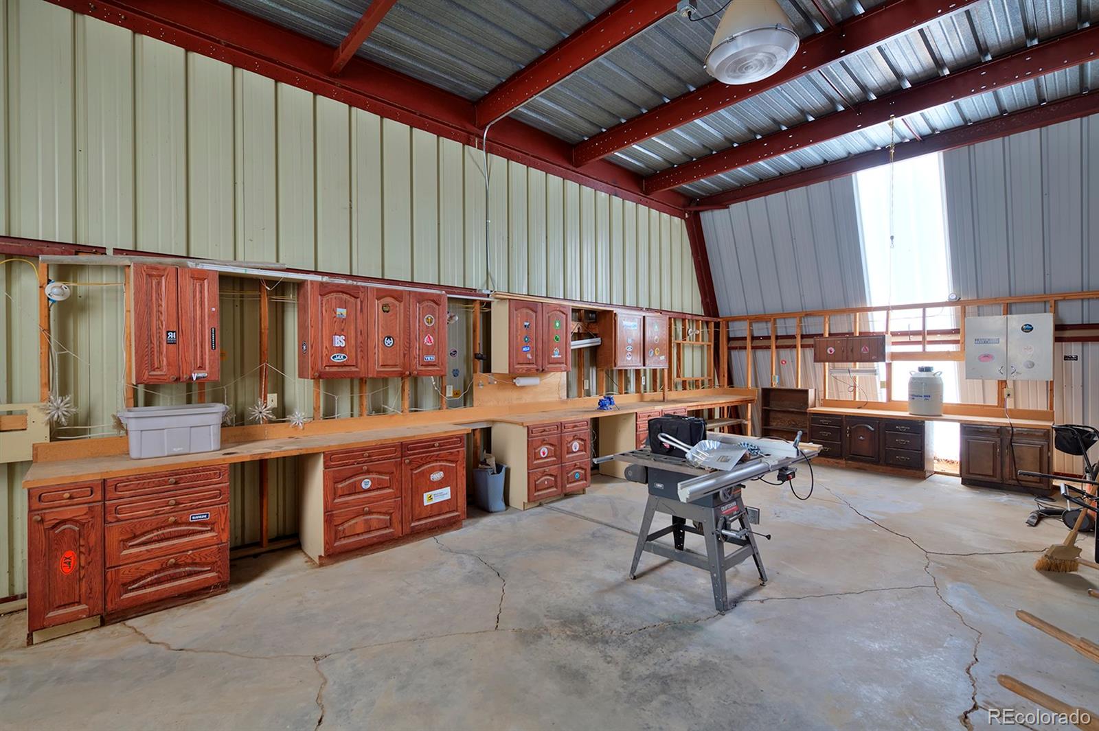 1525 S County Road 27E