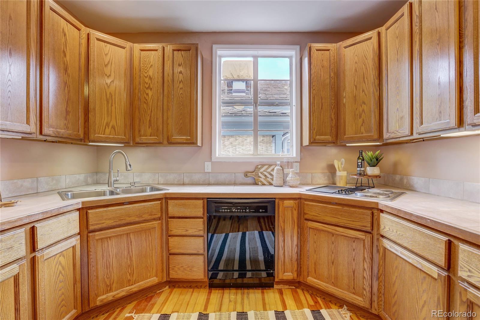 1422 Washington Avenue