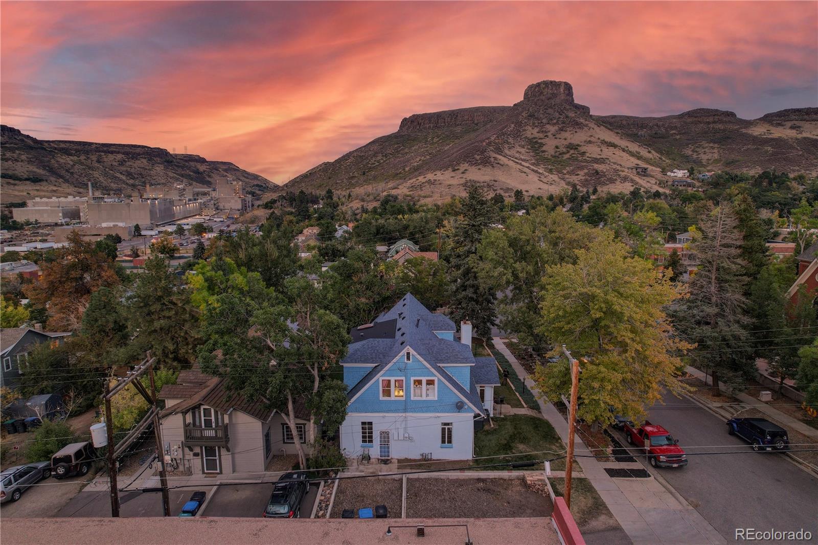 1422 Washington Avenue