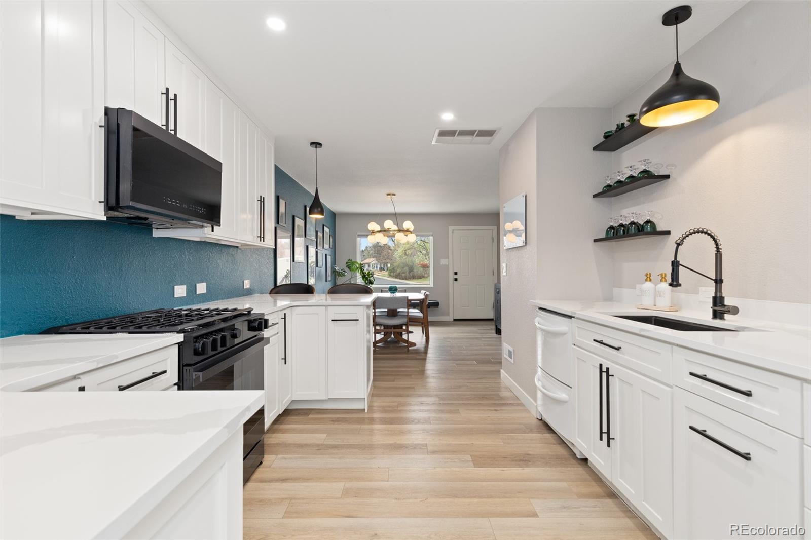 5231 E Dartmouth Avenue