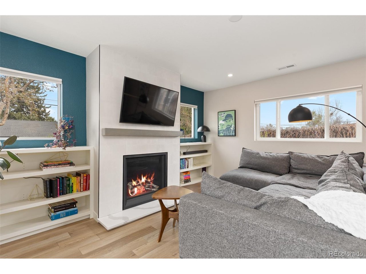 5231 E Dartmouth Ave