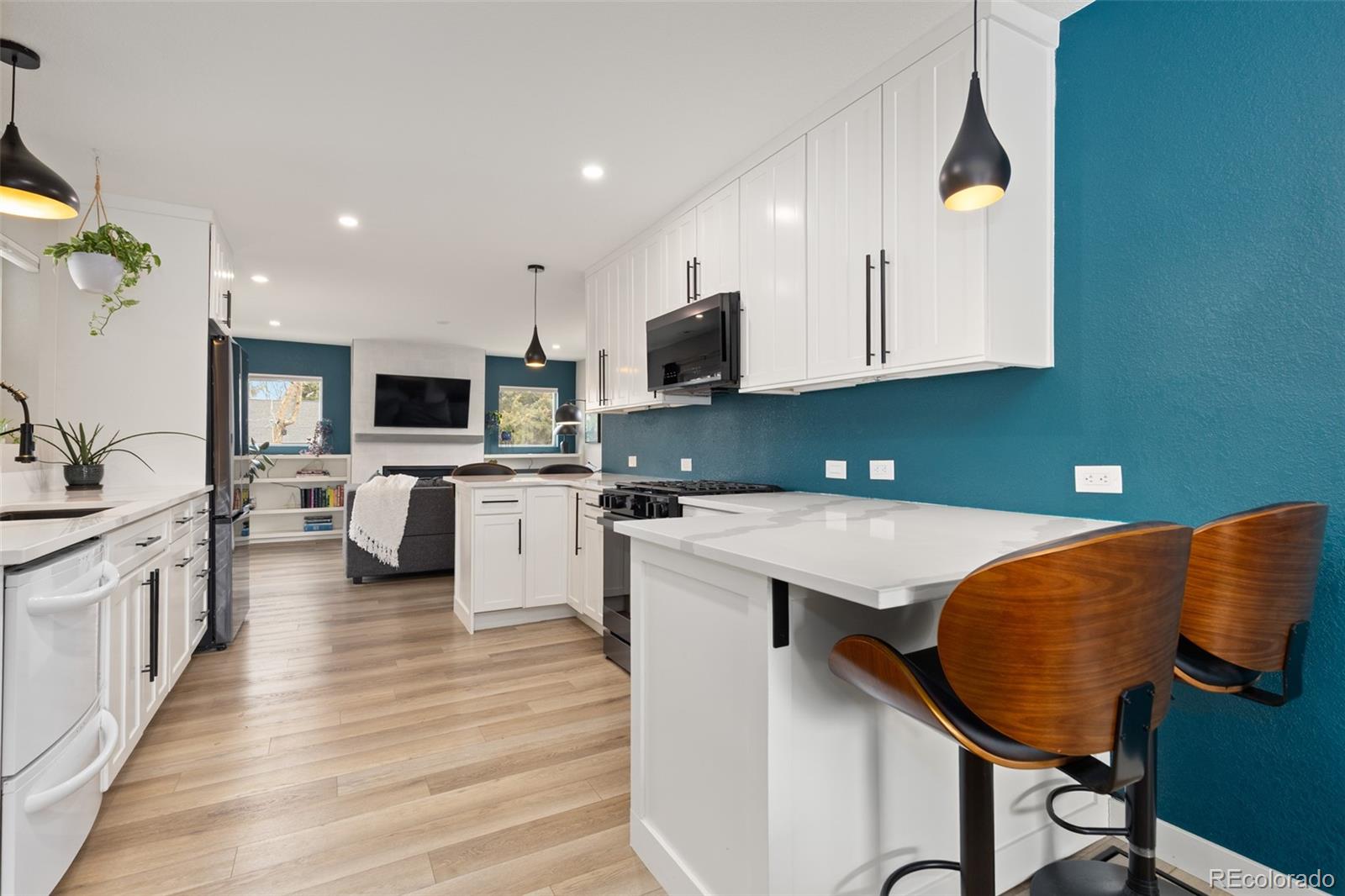 5231 E Dartmouth Avenue