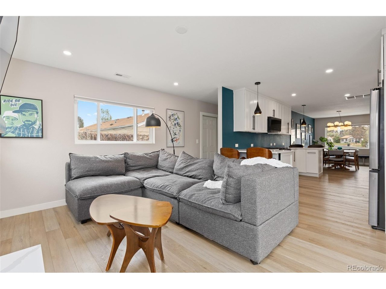 5231 E Dartmouth Ave