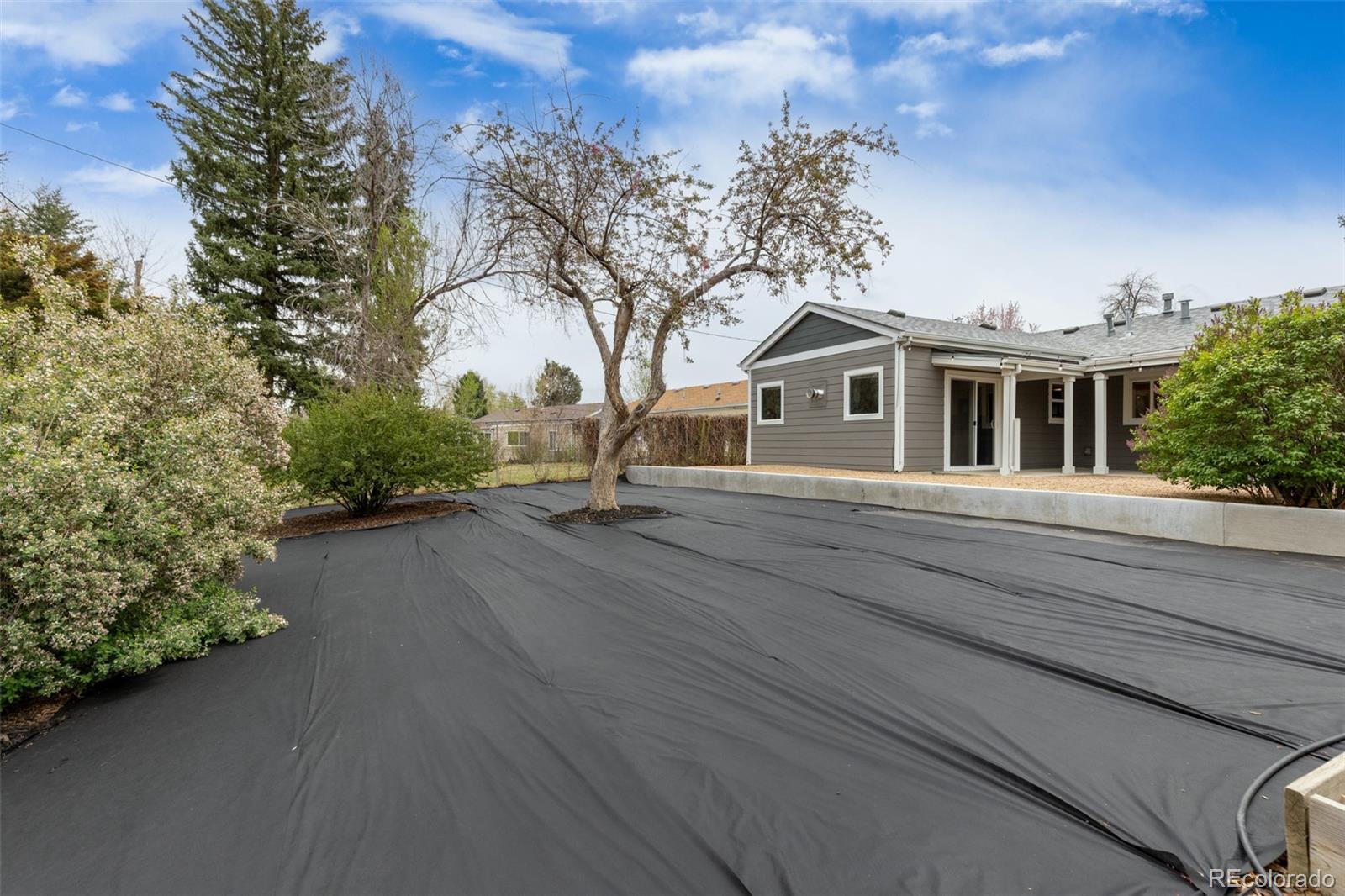 5231 E Dartmouth Avenue