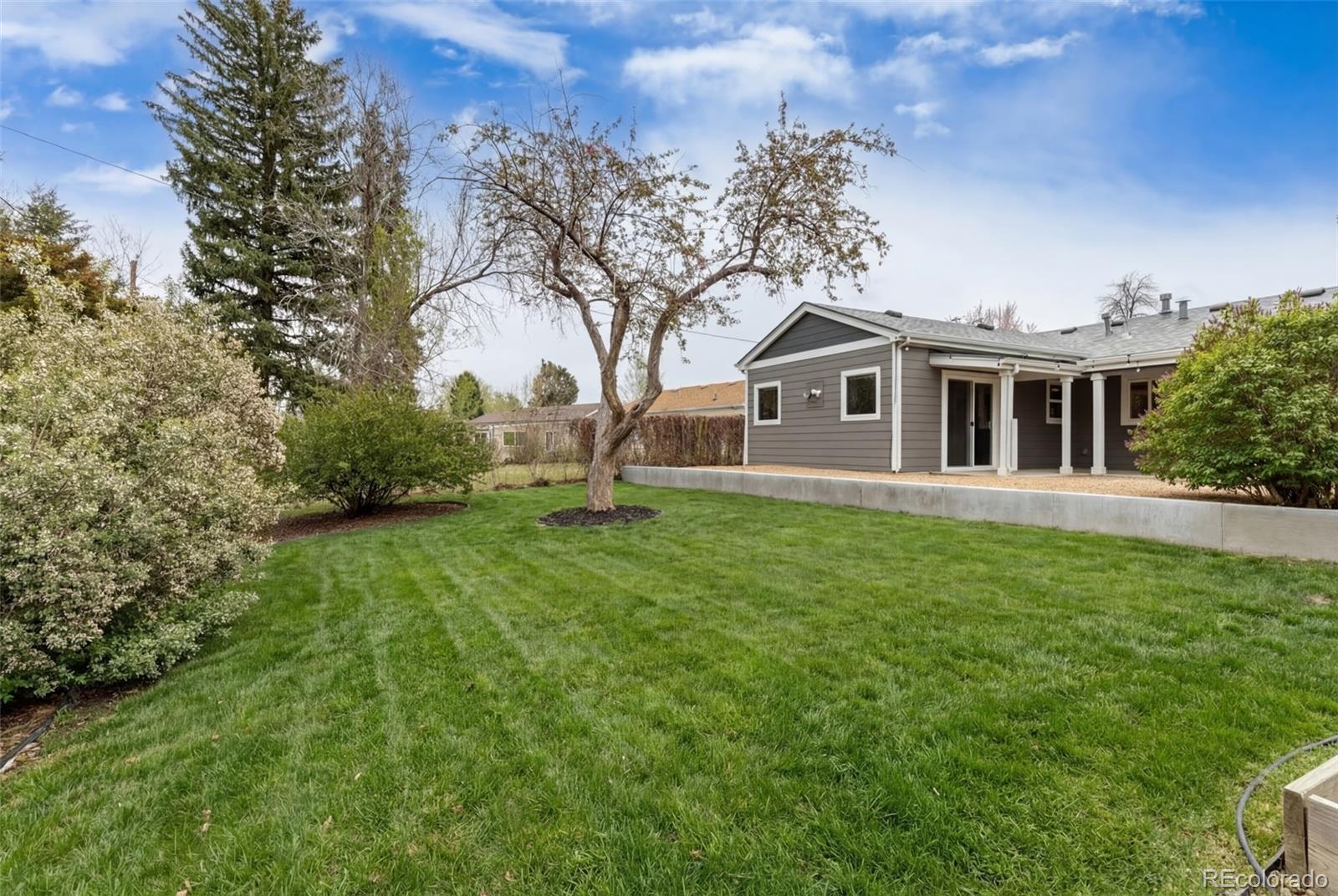 5231 E Dartmouth Avenue