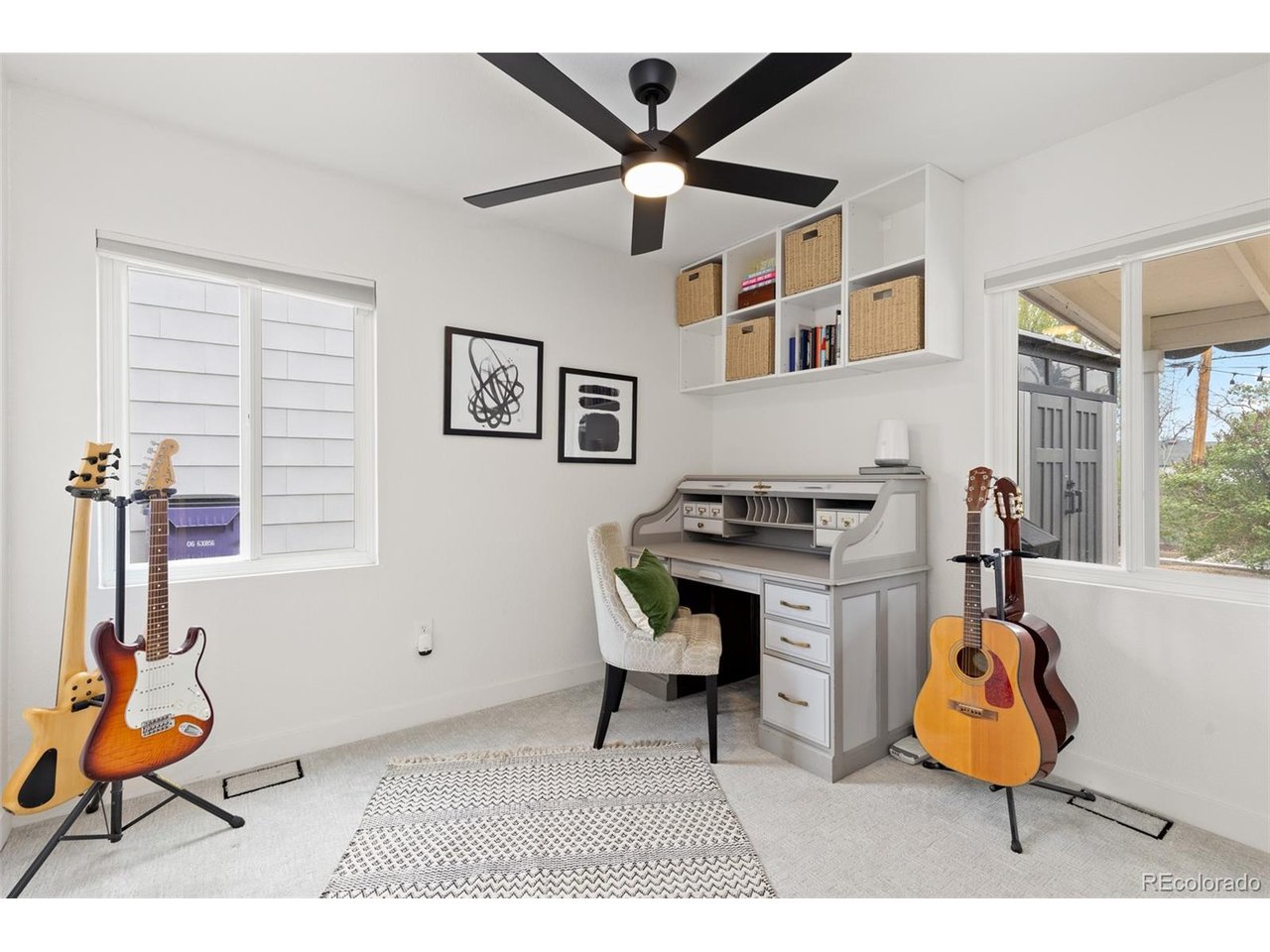 5231 E Dartmouth Ave