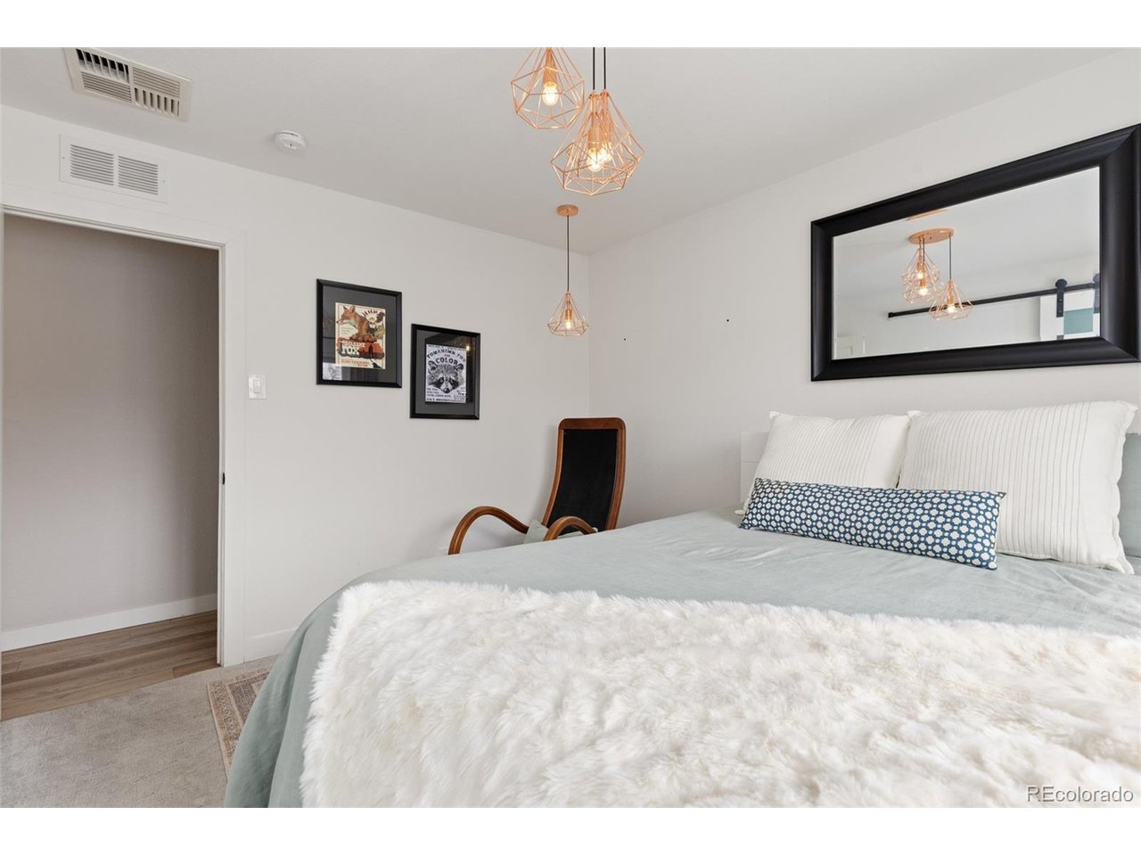 5231 E Dartmouth Ave