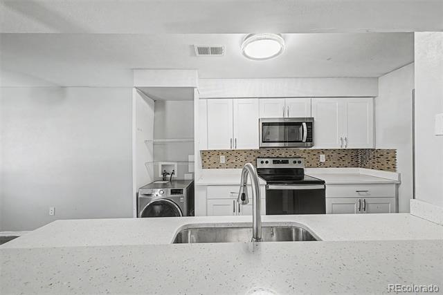 1182 S Eagle Circle Unit: B