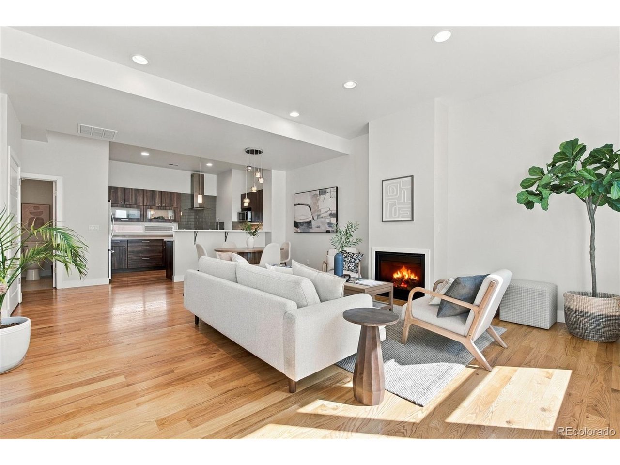 1820 Julian St 103