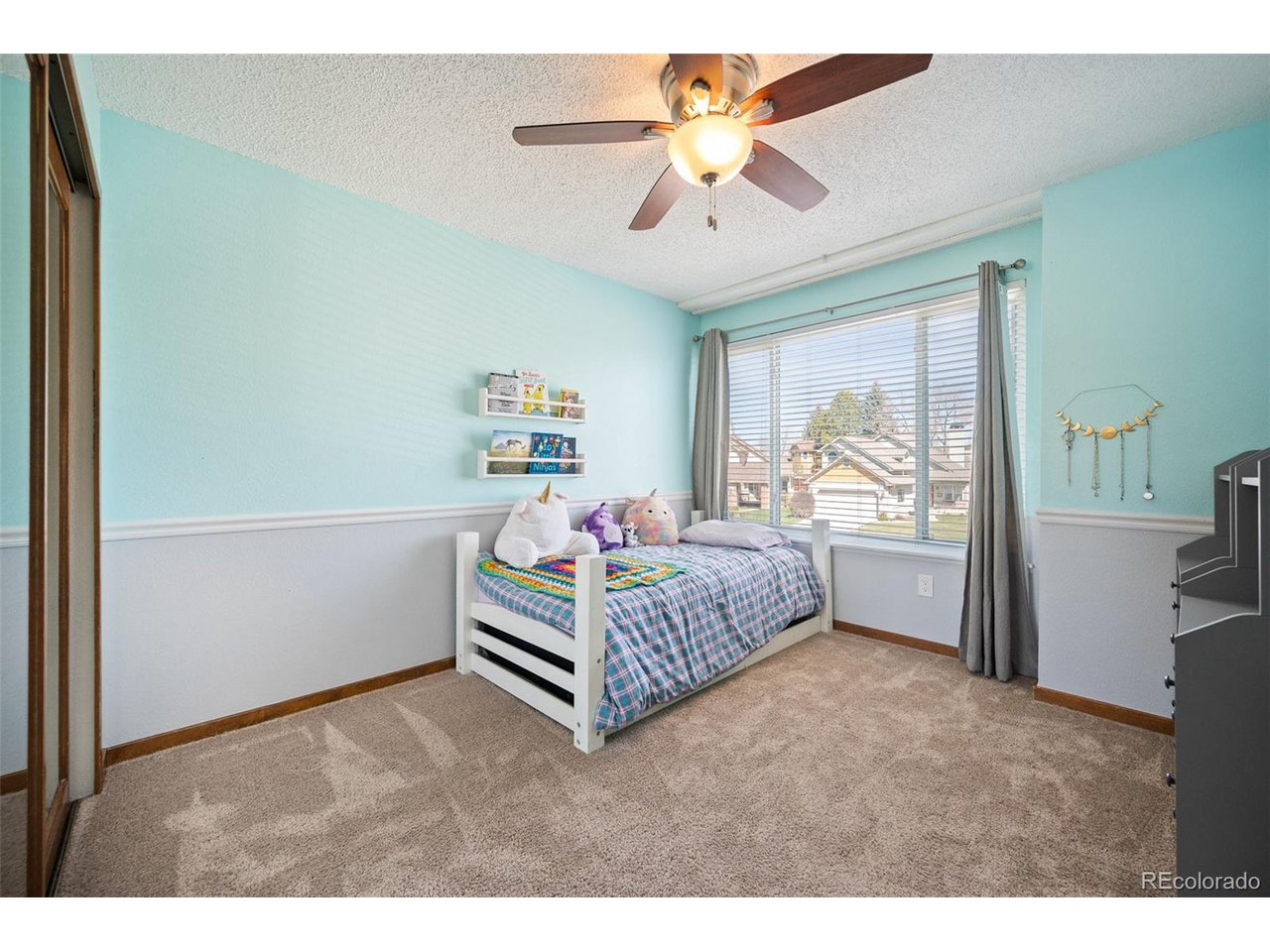 9914 W 106th Pl