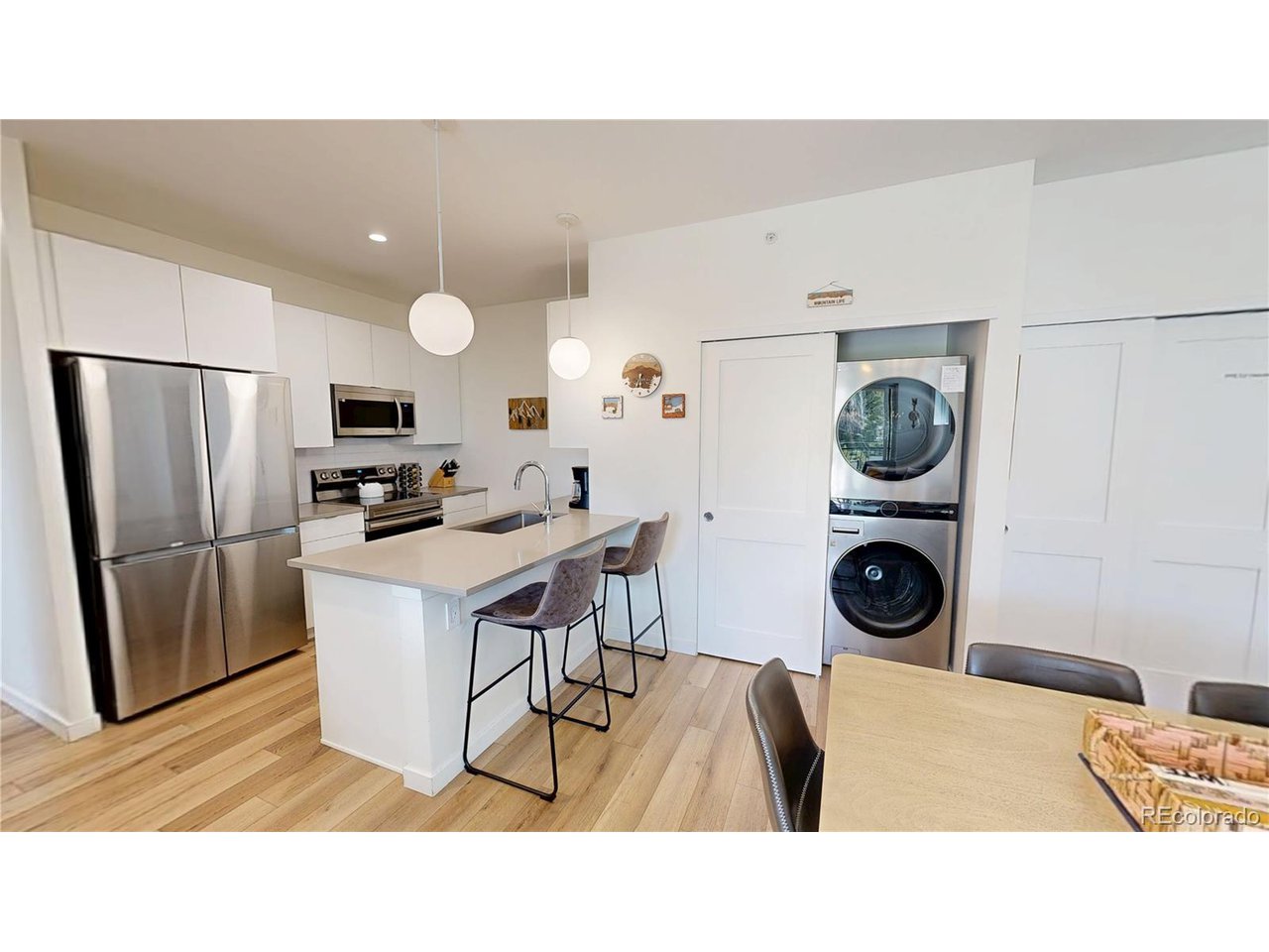 421 W Meadow Mile 16-4