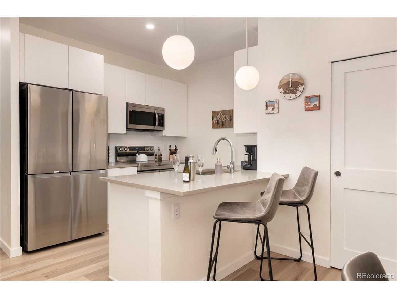 421 W Meadow Mile 16-4
