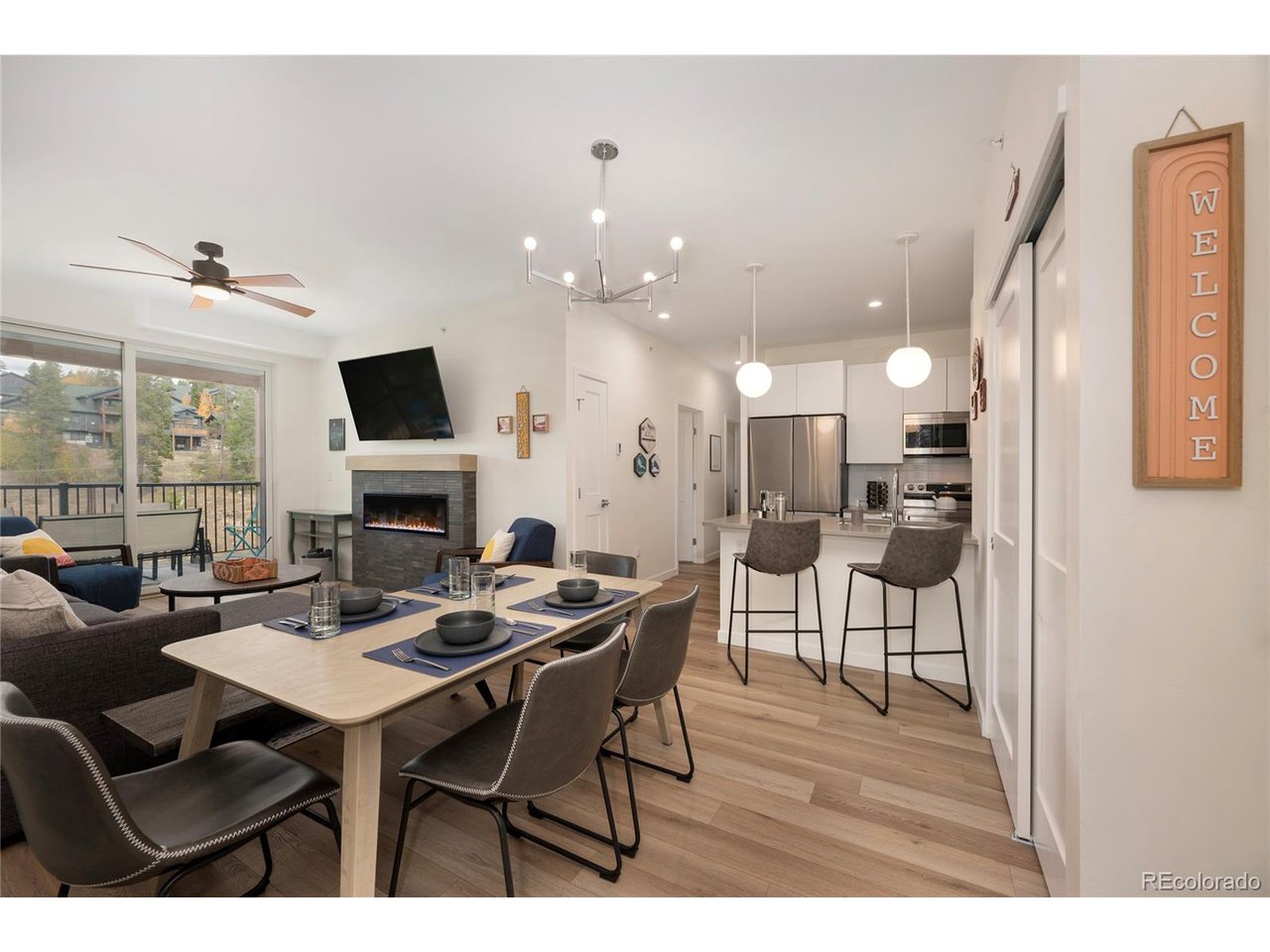 421 W Meadow Mile 16-4