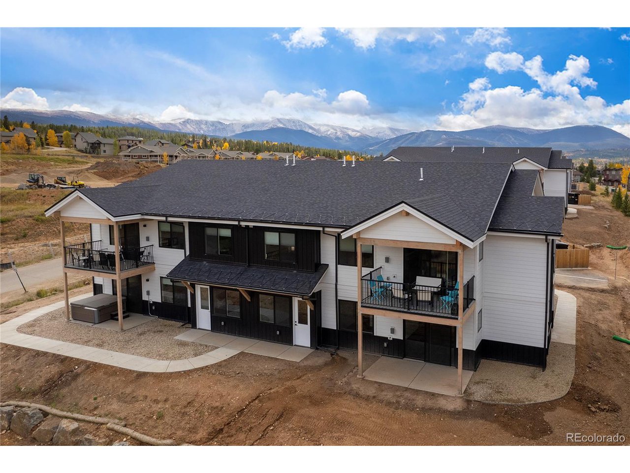 421 W Meadow Mile 16-4