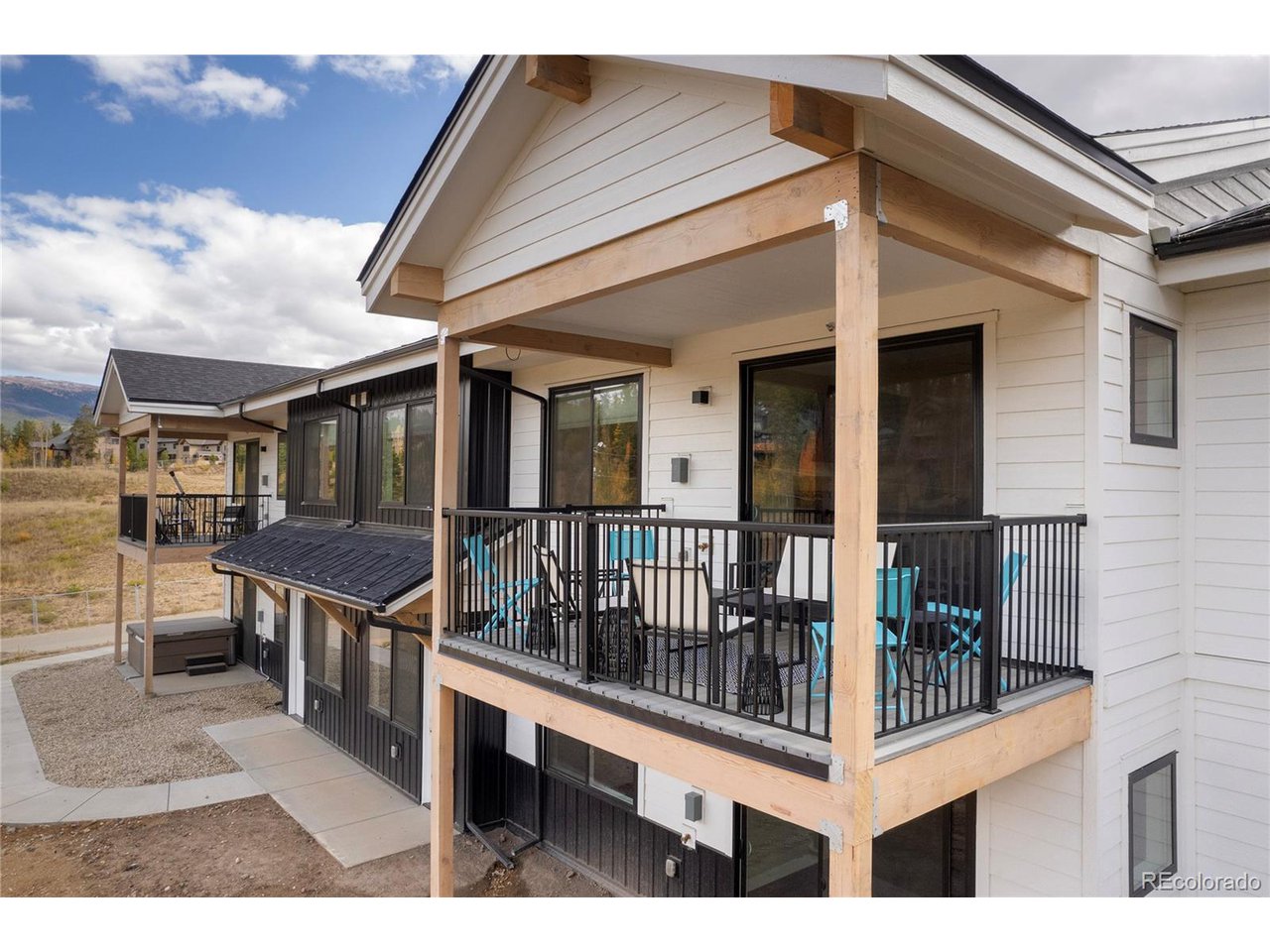 421 W Meadow Mile 16-4