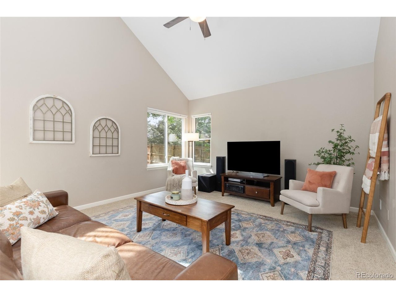 966 Highland Park Dr