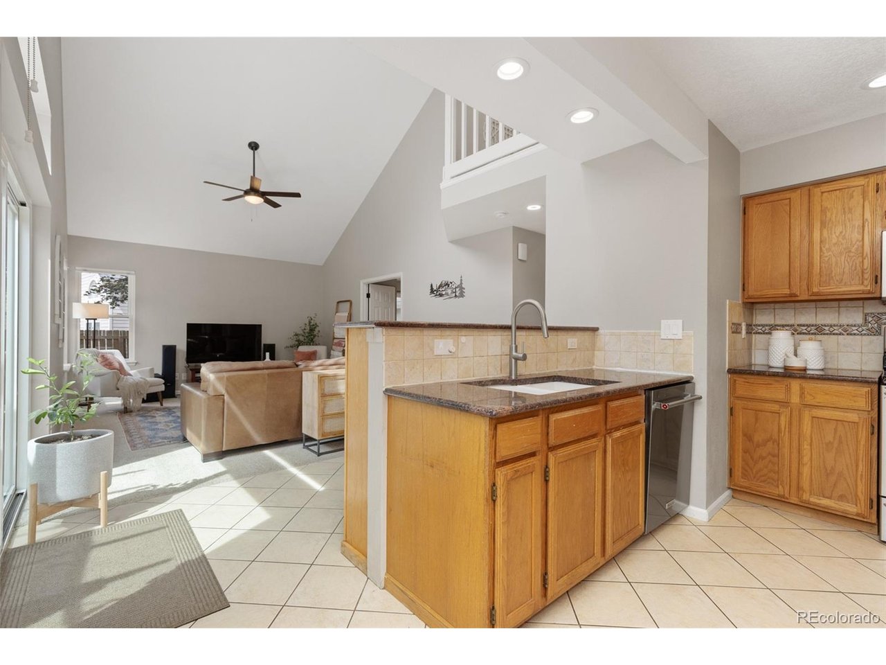 966 Highland Park Dr