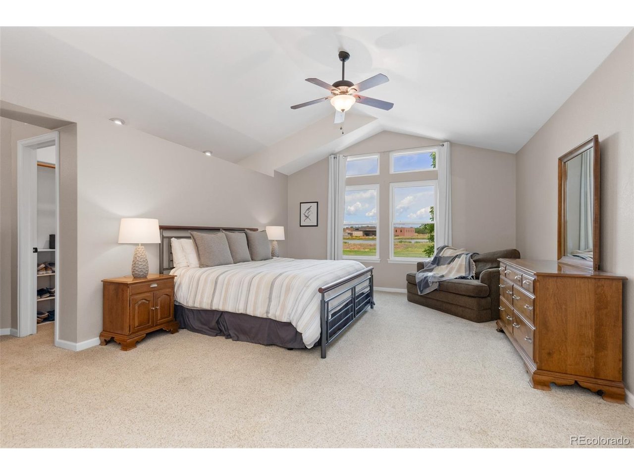 966 Highland Park Dr