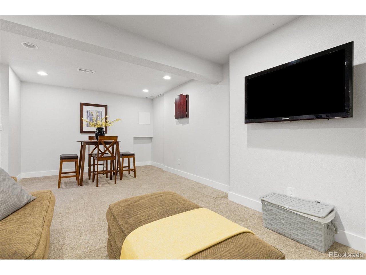 966 Highland Park Dr