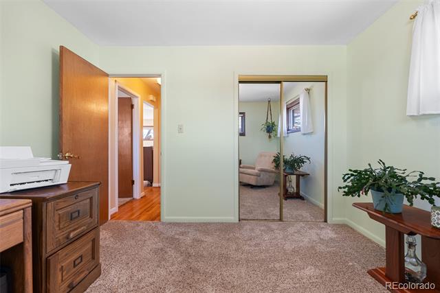 1260 Mariposa Drive