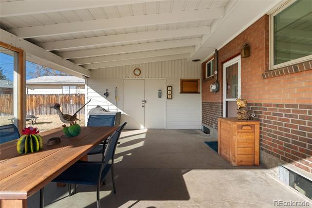 1260 Mariposa Drive