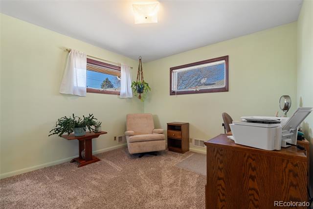 1260 Mariposa Drive
