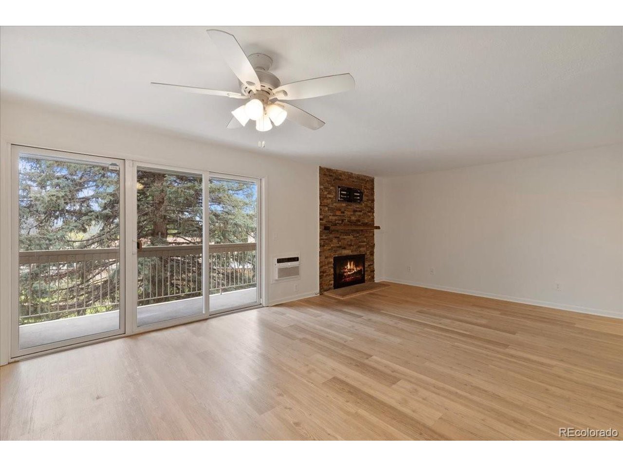 4896 S Dudley St 8-8
