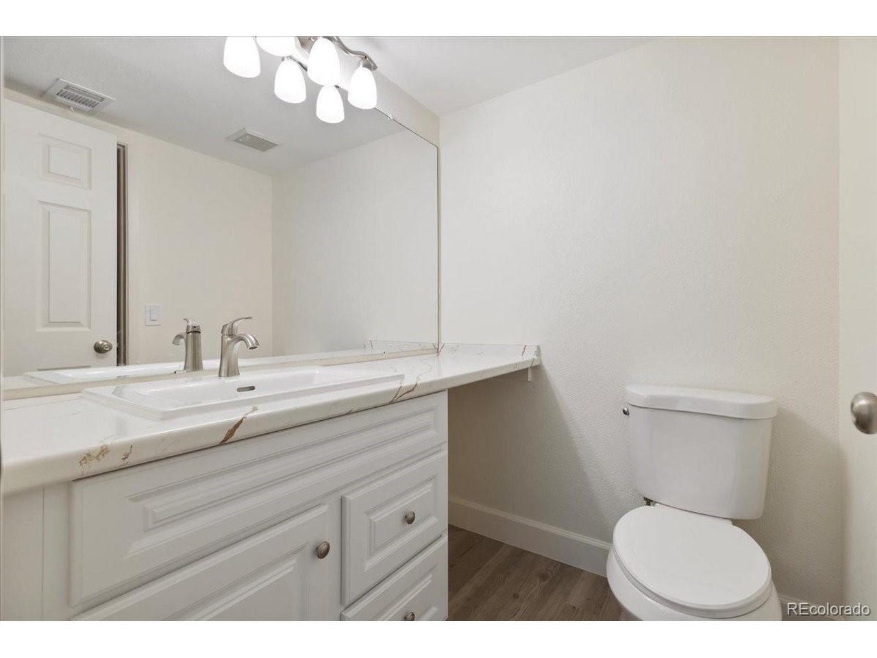 4896 S Dudley St 8-8