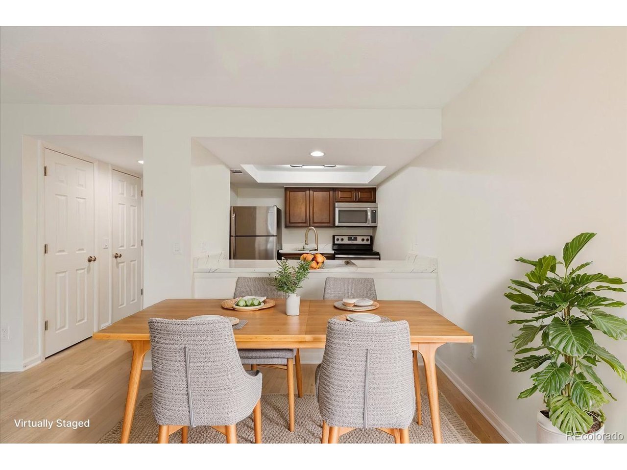4896 S Dudley St 8-8
