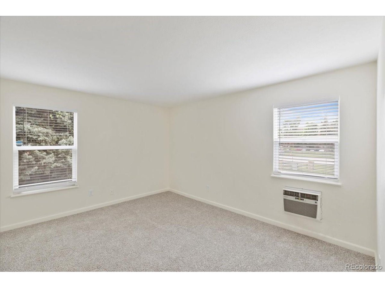 4896 S Dudley St 8-8