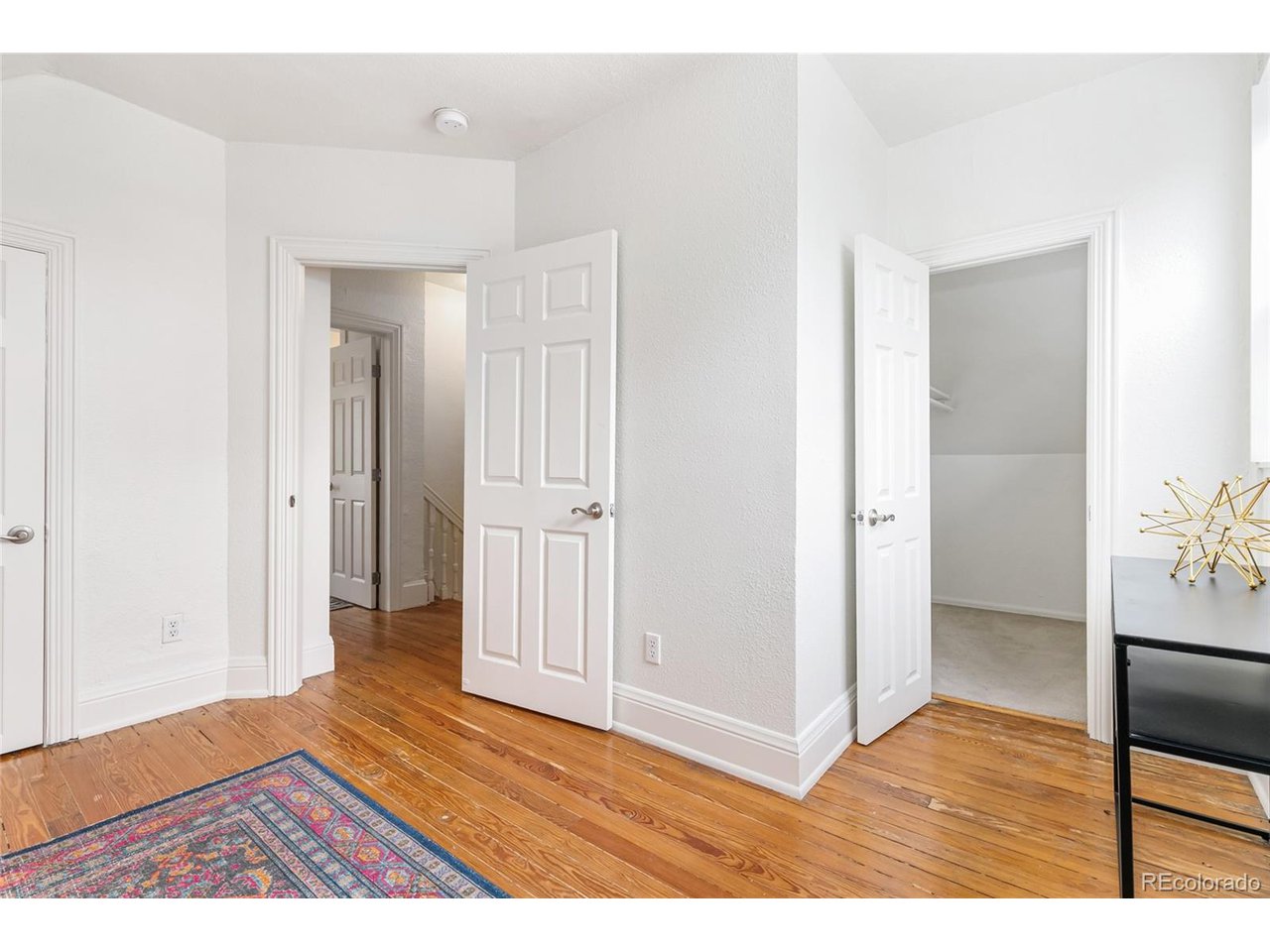 2211 W 33rd Ave