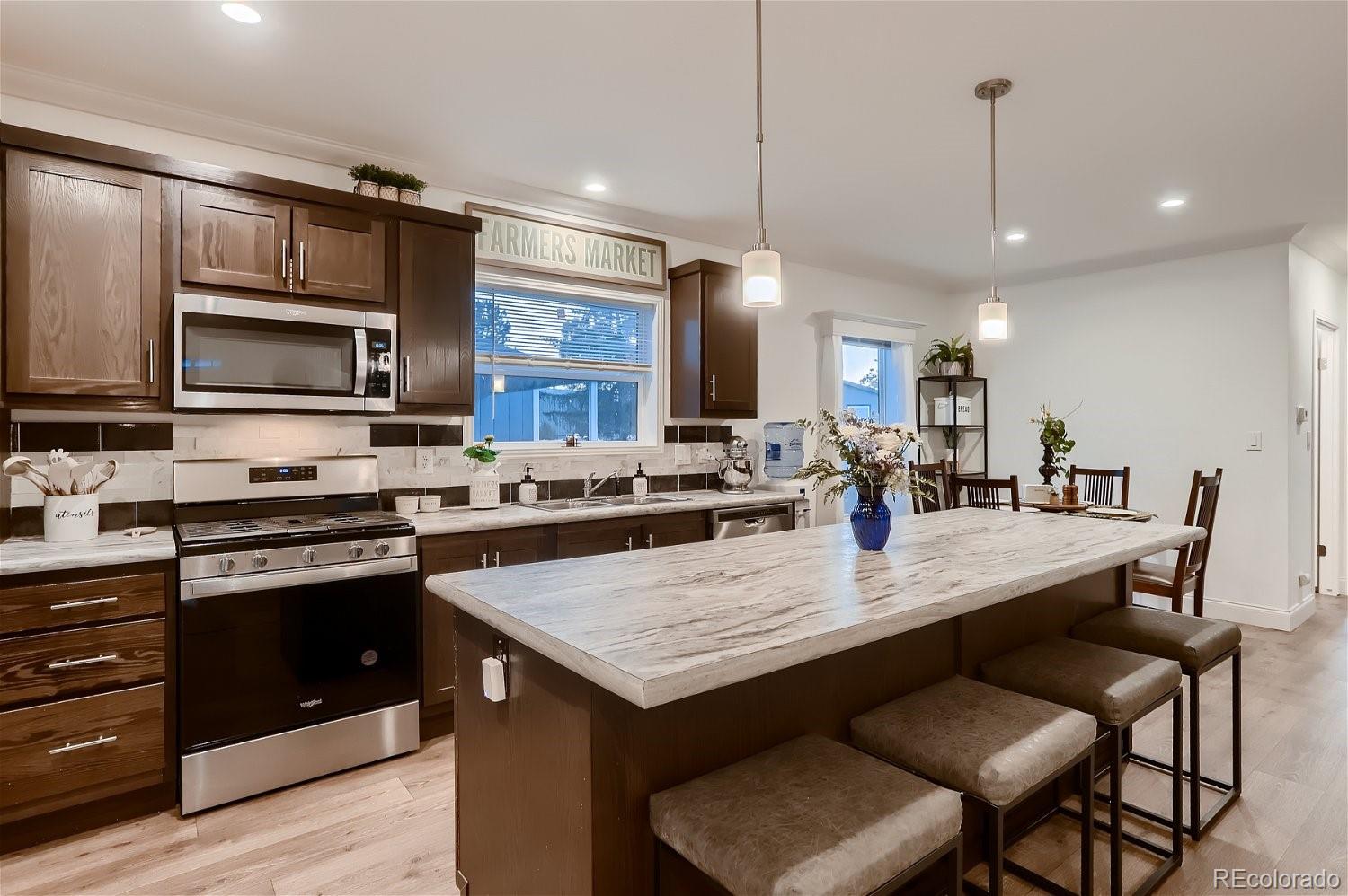 204 Skylark Circle