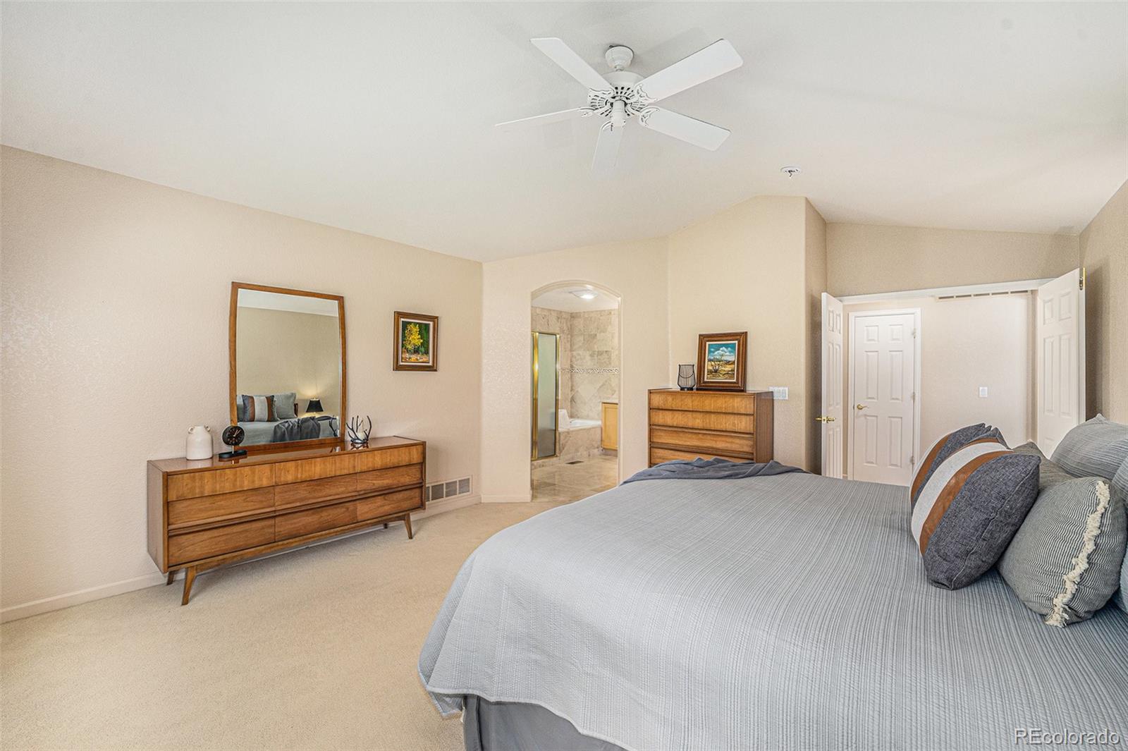 9766 S Johnson Court