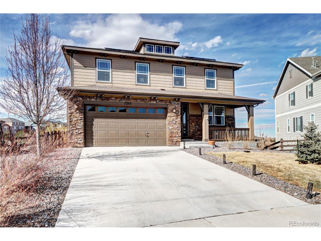 7353 S Queensburg St