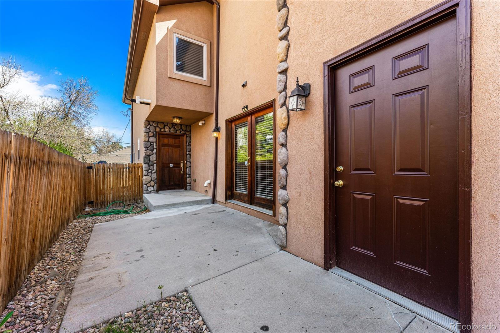 5671 W Green Meadows Place