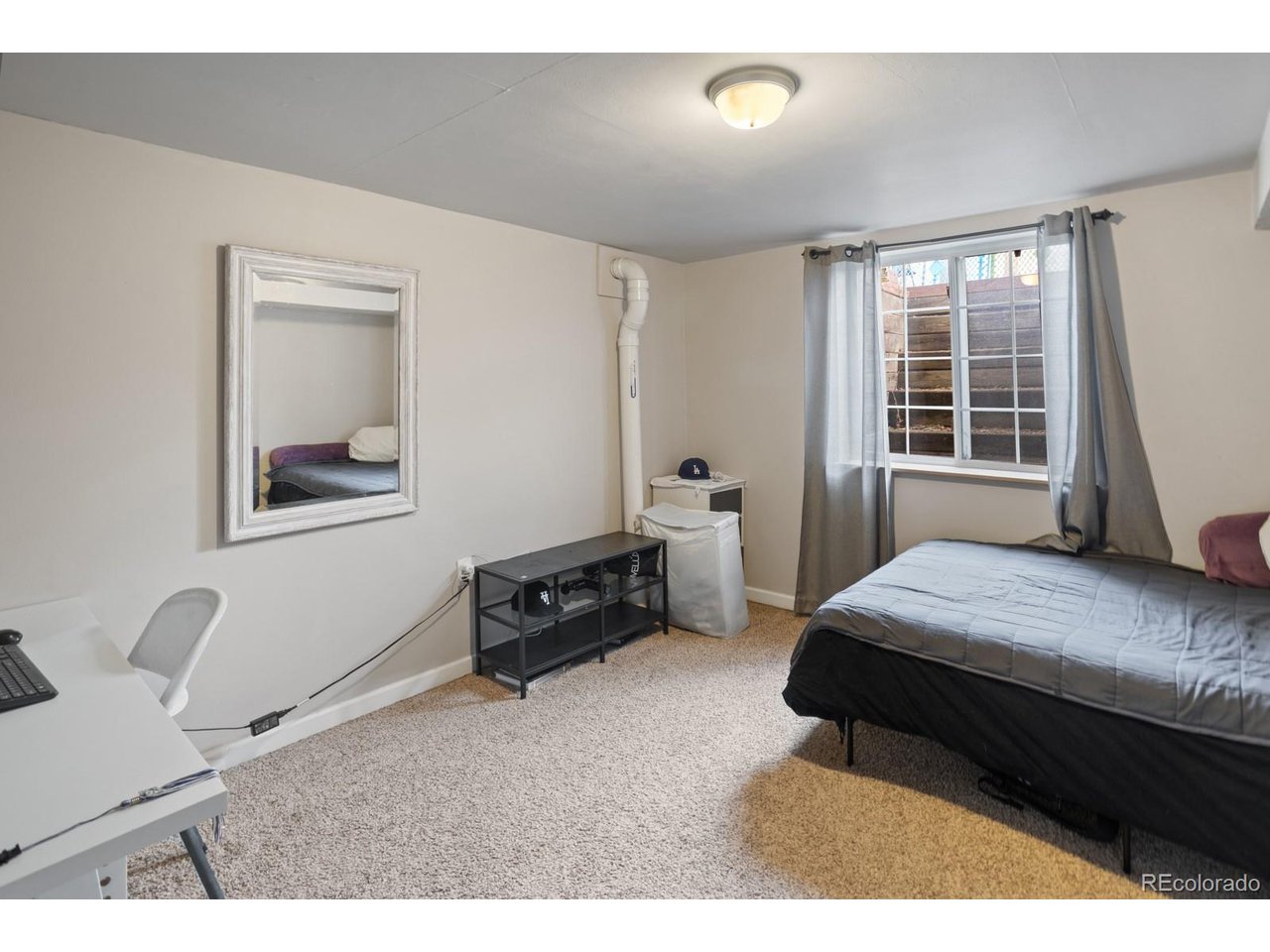350 Kohl St