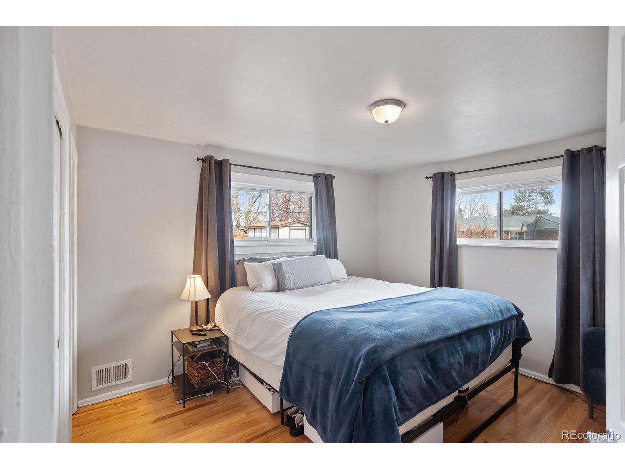 350 Kohl St