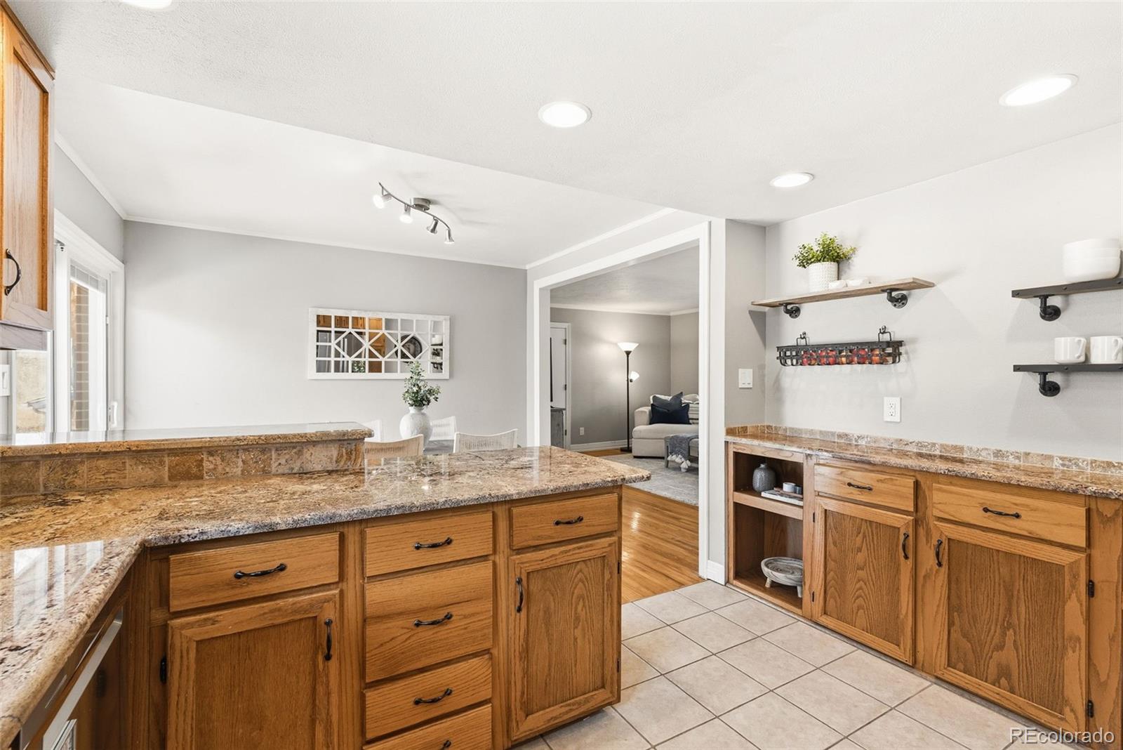 5073 S Newton Street