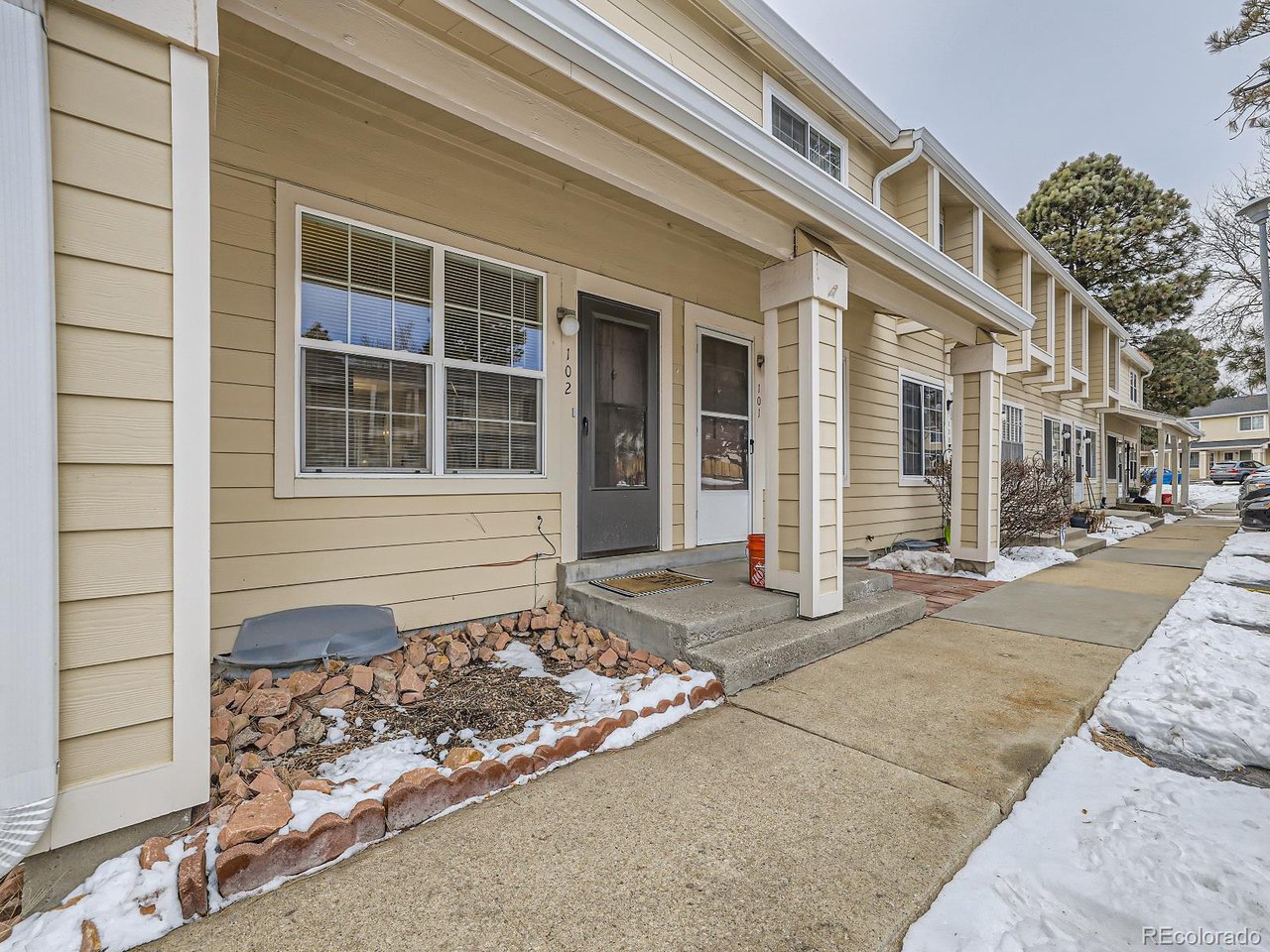 8909 Field St 102