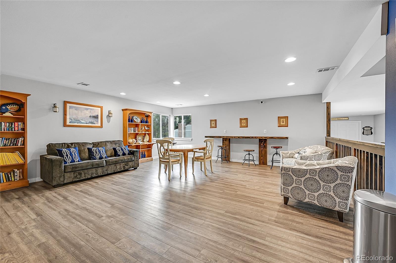 3087 S Macon Circle